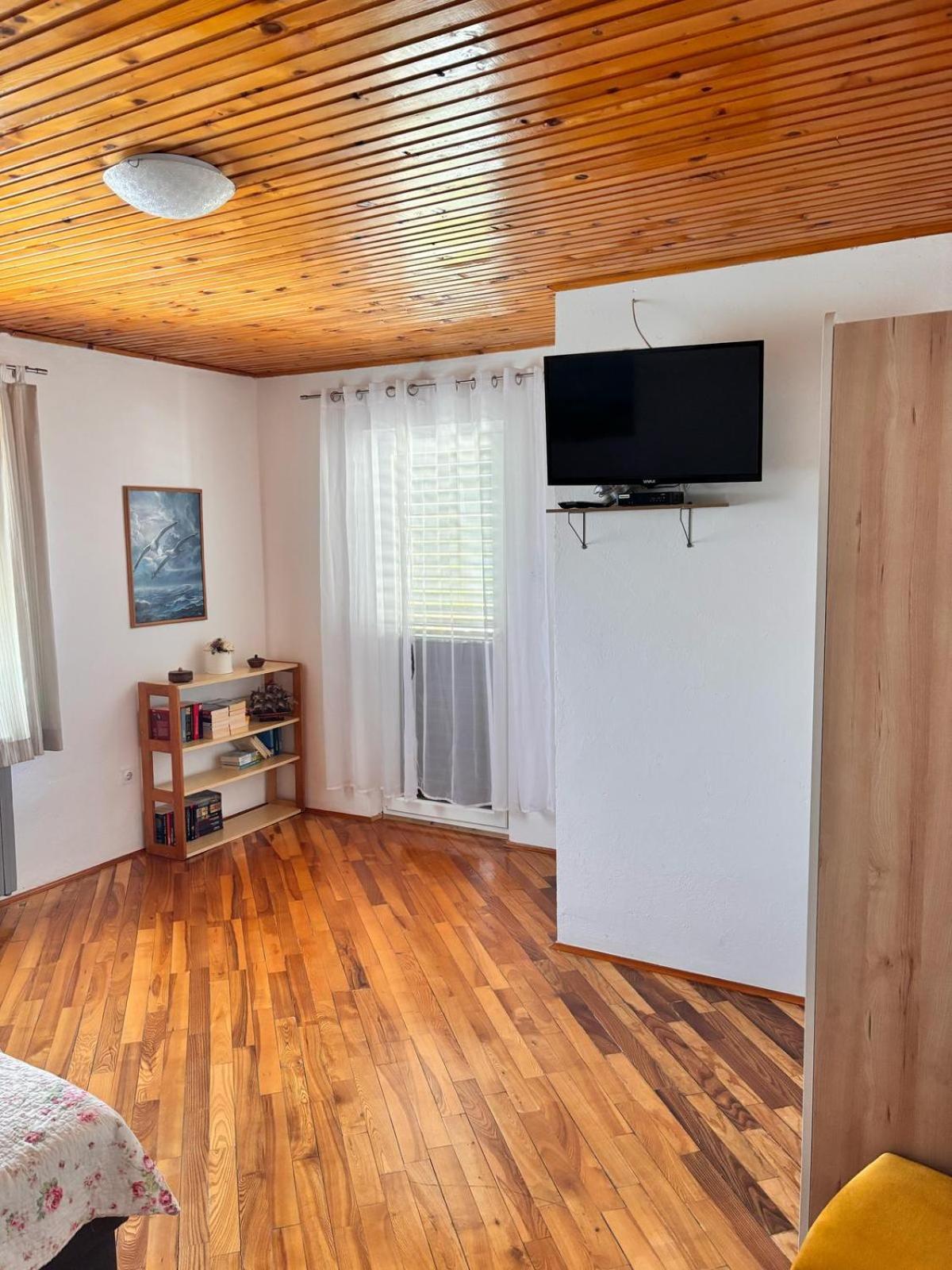 Appartement Ruza I Natalija à Karlobag Chambre photo